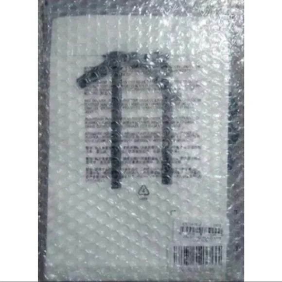 🔥The Notorious RBG Dissent Bib Necklace - Picture 9 of 10